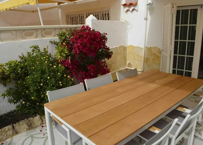 Tranquila, Playa Del Duque * Адехе