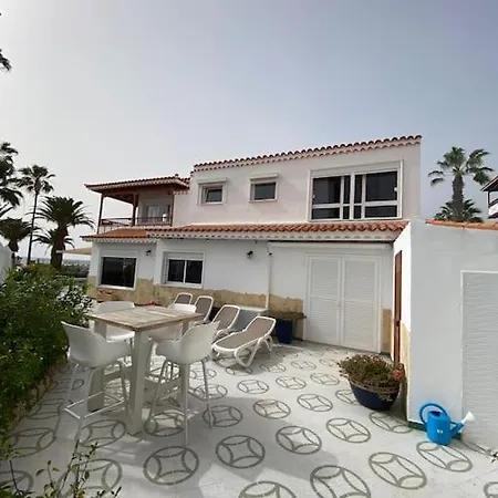 Tranquila, Playa Del Duque Casa de Férias