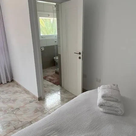 Tranquila, Playa Del Duque Vakantiehuis