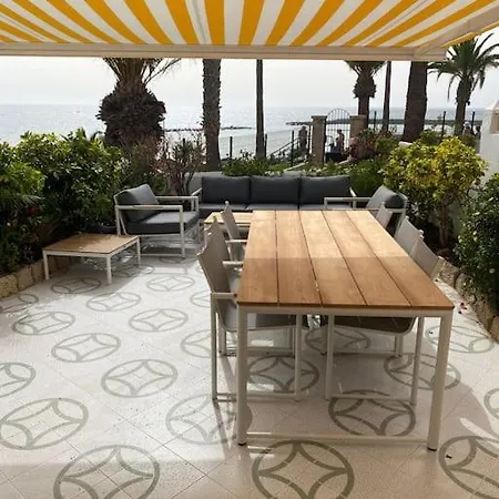 Tranquila, Playa Del Duque Prázdninový dům *