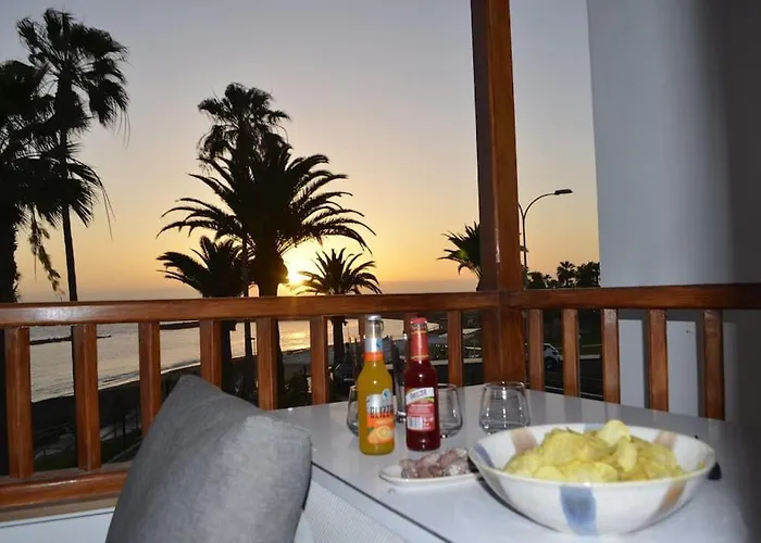 Tranquila, Playa Del Duque * Costa Adeje (Tenerife)