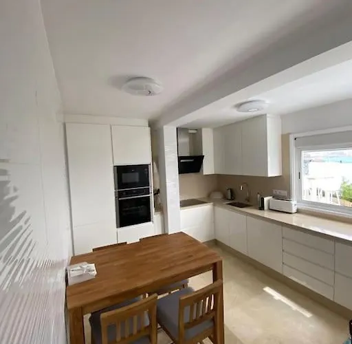 Tranquila, Playa Del Duque * Costa Adeje (Tenerife)