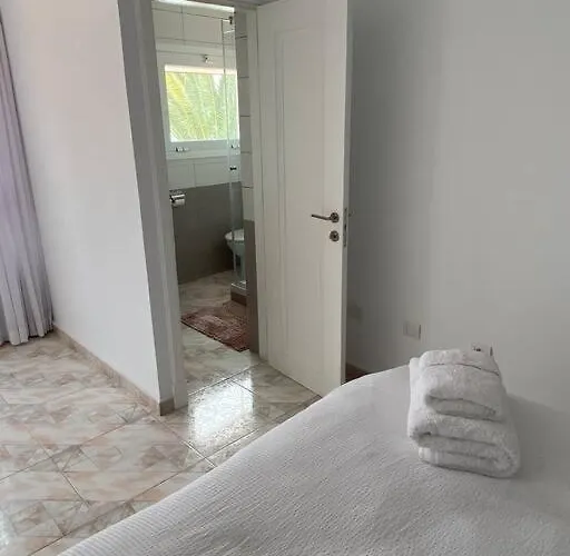 Tranquila, Playa Del Duque Feriehus