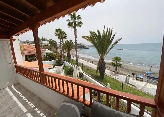 Tranquila, Playa Del Duque * Costa Adeje (Tenerife)