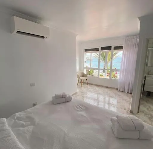 Tranquila, Playa Del Duque Feriehus *