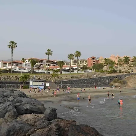 Prázdninový dům Tranquila, Playa Del Duque *